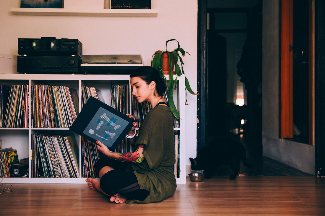 Das Ritual des Hörens: Warum Vinyl der ultimative Digital Detox ist