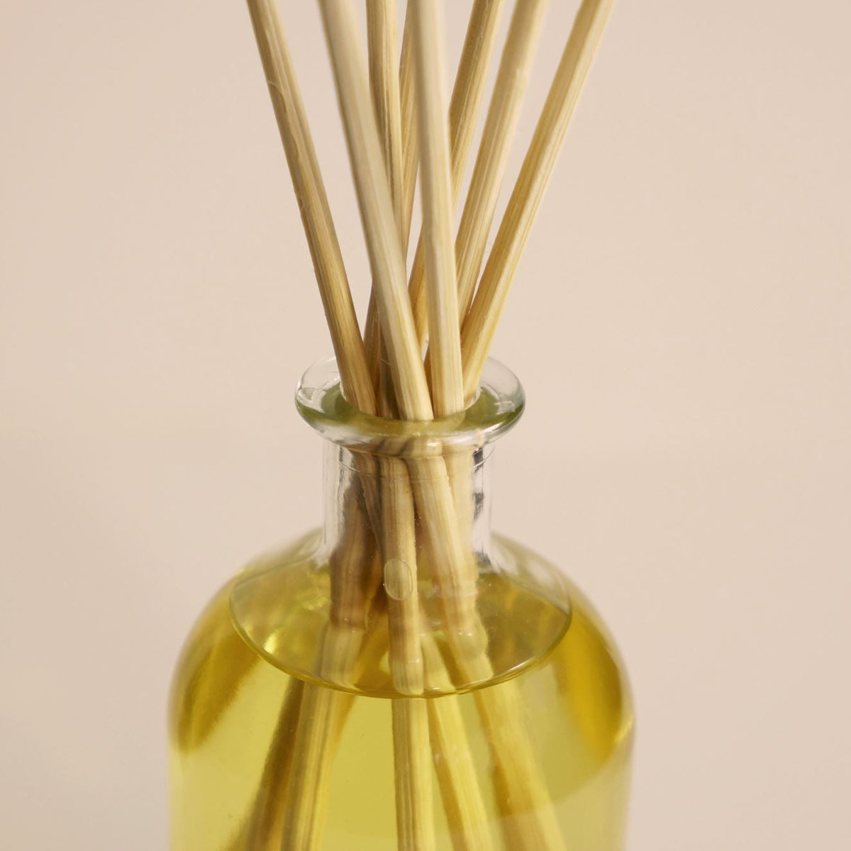 Raumduft mit Rattanstäbchen - 100ml