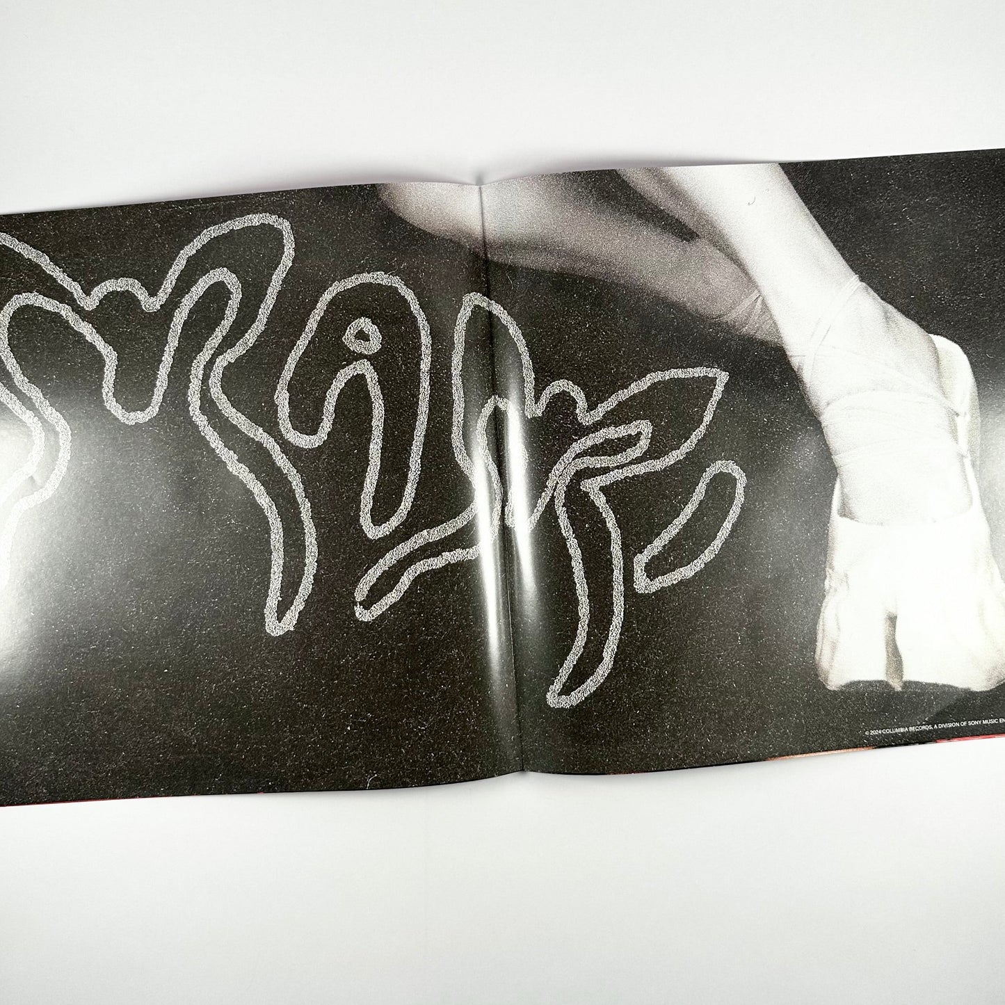 MOTOMAMI + (Deluxe Edition) (Clear Vinyl)