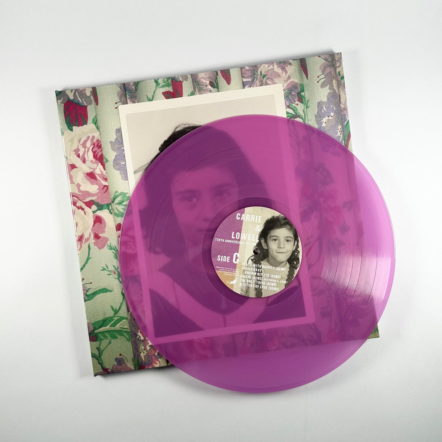 Carrie & Lowell (Limited Indie Exclusive 10th Anniversary Edition) (Violet Vinyl)