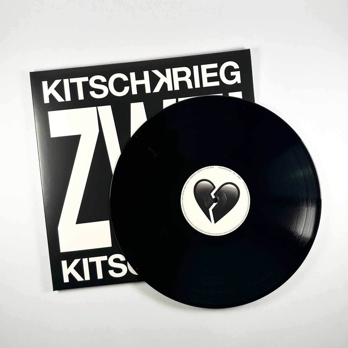 KITSCHKRIEG ZWEI