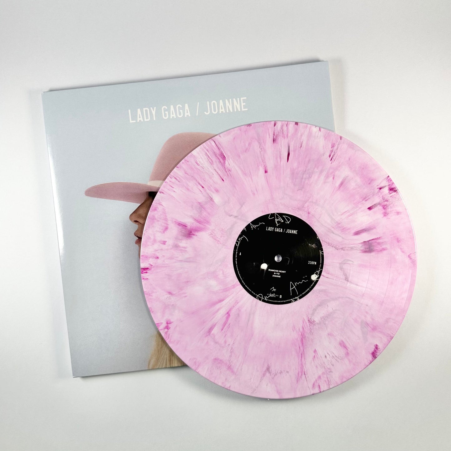 Joanne (140g) (Limited Edition) (Opaque Pink Marbled Vinyl)